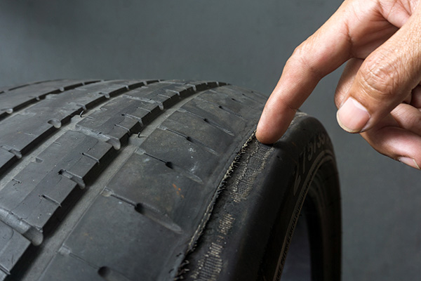 5 Signs Your Car is Begging for a Wheel Alignment | Torque Automotive